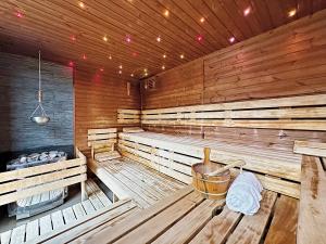 sauna_2-min